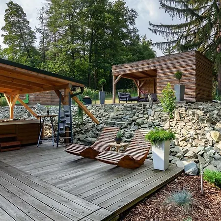 וילה Chaloupka, Ktera Existuje *